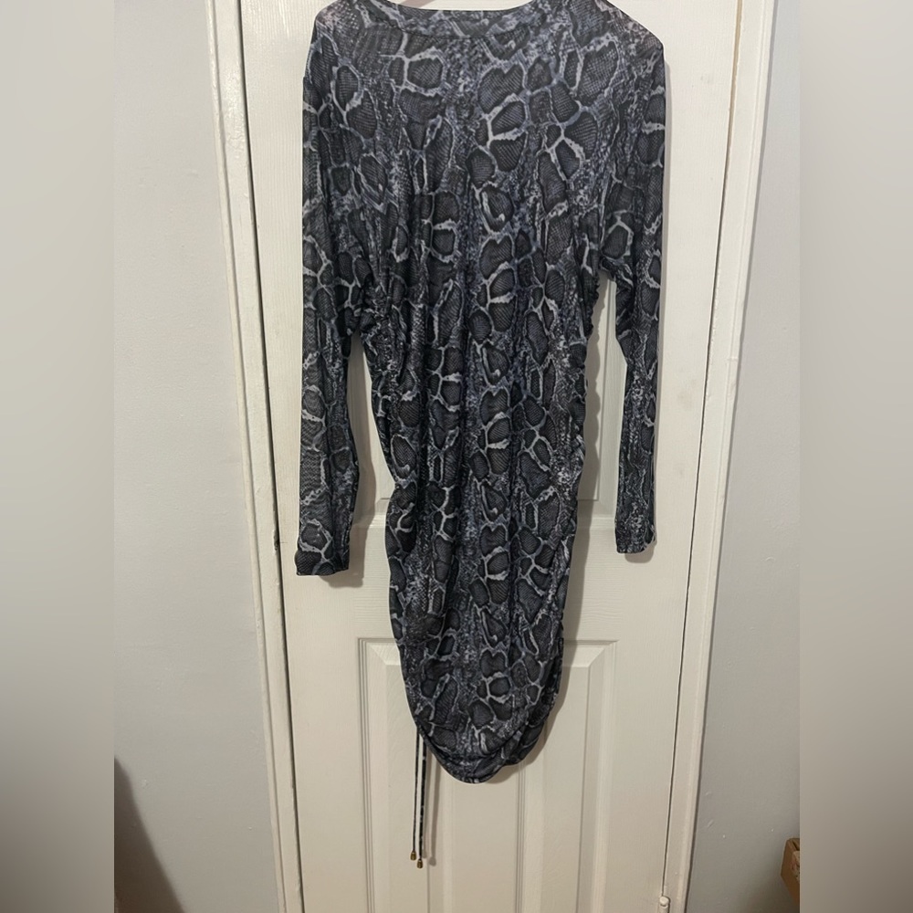 NWT. Nina Parker Printed Side-Ruched Dress.